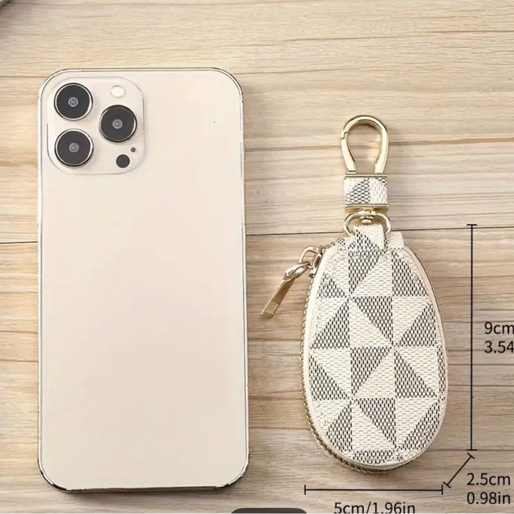 Gold/White Keychain Accessory